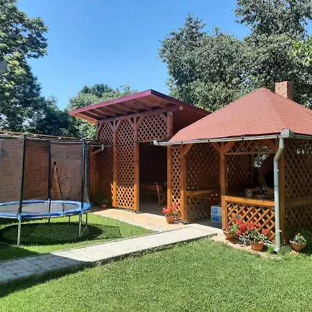 Casa Neluta Haţeg