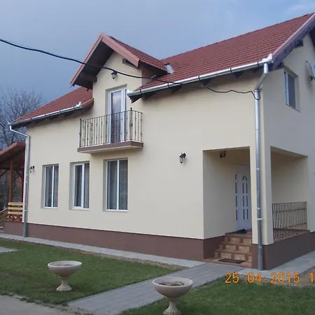 Casa Neluta Gasthuis *